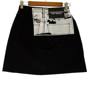 Calvin Klein Jeans Andy Warhol Horses Skirt Size 28 Black Art to Wear Rare